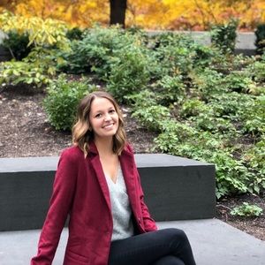 Meet your Posher, Janelle